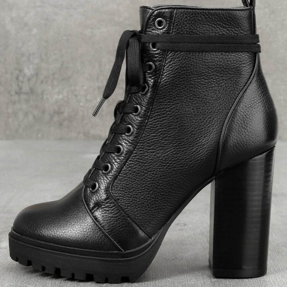 Steve Madden Laurie lug sole platform boot 7.5
